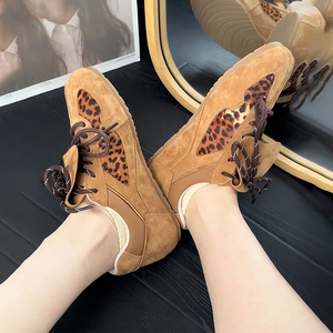 รองเท้าผ้าใบแฟชั่นสไตล์ MIU สำหรับผู้หญิง รองเท้าลำลองแบบสวมพื้นหนา รองเท้ากีฬา รองเท้าผูกเชือกแบบสวมพื้นเรียบ รองเท้าพื้นนิ่ม รองเท้าลายเสือดาวสำหรับฤดูหนาว - Product Image 5