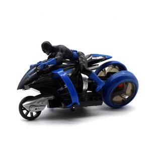 Nueva llegada 2,4g de <span class=keywords><strong>tierra</strong></span> y aire de 360 grados rotar súper corredor control remoto truco juguetes de peluche - Product Image 6