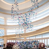 Luminaire suspendu en forme de poisson, décoration artistique, verre, poisson de mer, violet, bleu, LED, lustres pour plafond haut, hall d'hôtel