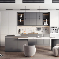 Projet de meubles sur mesure pour toute la maison Lesso Home Project : Cuisine moderne ouverte avec îlot central
