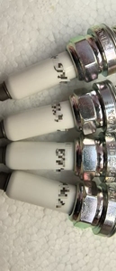 06H905601B Bujías de Iridio para <span class=keywords><strong>Audi</strong></span> A6L Q5 A4L Magotan Sagitar New Lavida 1.8T 2.0T, Gasolina, Quattro Q7 A8 RS5, Importadas de Japón - Product Image 3