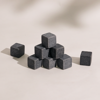 Pierres à whisky réutilisables en granit pour refroidir les boissons (whisky, bière, vin) avec boîte de rangement pratique – Ensemble de pierres à whisky carrées