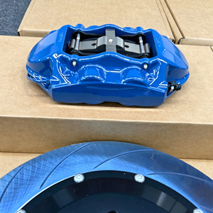 คาลิปเปอร์เบรคและ GT4 <span class=keywords><strong>GT6</strong></span>เบรกแบบปรับแต่งได้พร้อมดิสก์เบรกและผ้าเบรกสำหรับ BMW F39 34116860267 34116860268โรงงานสูง - Product Image 4