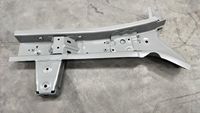 BYD Authentique Neuf Assemblage de la section avant gauche du poutre longitudinale pour Atto 3/Yuan PLUS SC2EM-5301320/77 Pièces de châssis
