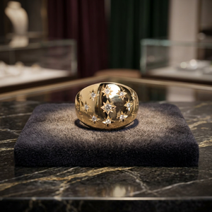 Anillos de compromiso y boda románticos de plata de ley 925 con moissanita y engaste de bisel chapado en oro de 18K para novios y tercera persona - Product Image 2