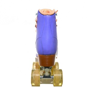 Châssis en PVC PP supérieur à 4 roues réglables en gros Roues en PU EN13899 Certifié Clignotant Chaussures de patinage à roulettes pour femmes adultes - Product Image 6