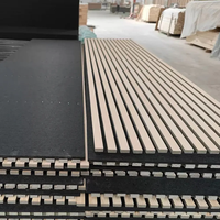 Divertissement MDF Akupanel Lumière antistatique Panneaux muraux acoustiques étanches à l'humidité Panneau insonorisant