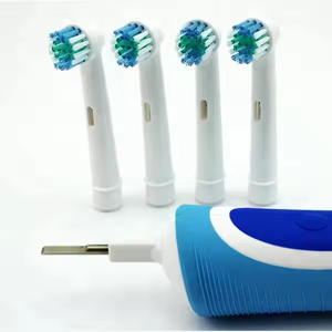 Vendita calda della fabbrica di spazzolino da denti medio biodegradabile testina di ricambio <span class=keywords><strong>testine</strong></span> <span class=keywords><strong>per</strong></span> spazzolino elettrico orale <span class=keywords><strong>per</strong></span> adulti a casa - Product Image 5