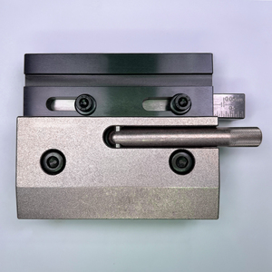 Serre-joint rapide pour <span class=keywords><strong>presse</strong></span> plieuse CNC avec poignée moletée, support de matrice à dégagement rapide unilatéral pour poinçon standard, acier 42CrMo - Product Image 1