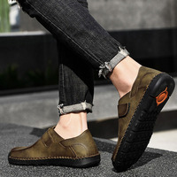 Chaussures décontractées pour hommes en microfibre, personnalisées OEM/ODM, semelle en caoutchouc dur antidérapante, fermeture Velcro pratique, confortables, à lacets, en cuir.