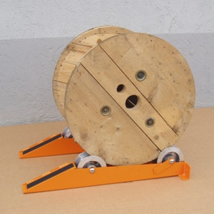Dévidoir de câble à prix d'usine avec rampe de chargement à inclinaison réduite pour un enroulement simple du tambour de câble - Product Image 5