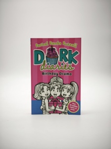 Roman Dork Diaries : Le drame de l'anniversaire - Product Image 1