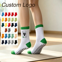 Chaussettes de yoga antidérapantes personnalisées en coton brodé avec logo, à volants, pour le Pilates, le poker, la course et le sport – Vente en gros