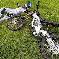 Prêt à être expédié : Sur Ron Light Bee X, Light Bee 72V LBX, moto électrique tout-terrain