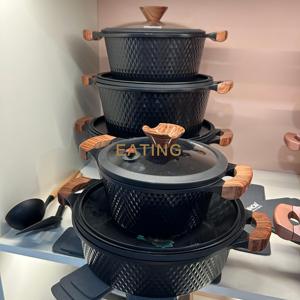 Origineel Ontwerp 15-delige Braadpan Van Rubberhout Handvat Steelpan Koekenpan Met Anti-Aanbaklaag Inductie-Kookplaat Granieten Kookgerei Set - Product Image 3