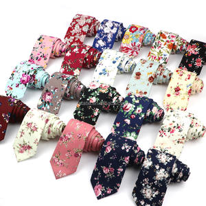 Corbata de Flores a la Moda para Hombre, Pajarita Informal de Algodón Artificial con Rosas y Diamantes, Corbatín Estrecho de Cachemira de Diseñador para Hombre - Product Image 1