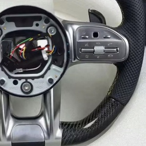 Volant en cuir et fibre de carbone pour <span class=keywords><strong>Mercedes</strong></span> Benz GLE300 GLE400 GLE350 CLA 45 C63 C43 E63 AMG GT W212 W204 W205 W213 GLE - Product Image 5