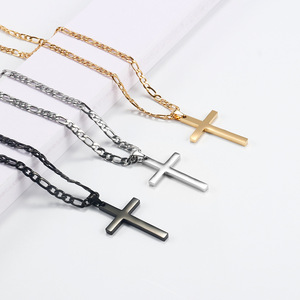 Collier pendentif croix plaqué or 18 carats en gros, collier croix en acier inoxydable étanche pour hommes, bijoux Jésus - Product Image 1