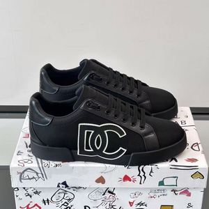 Luxury Designer Shoes Fashion Sneakers Top-Quality Unisex Style New Men's Casual & Women's Outdoor Sports Walking Running Shoes - Product Image 4