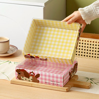 Boîtes de présentation transparentes personnalisables pour pâtisseries, idéales pour les gâteaux roulés coréens, macarons et autres friandises.