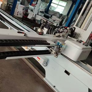 Robot Cartesiano de Servicio Pesado con Carrera de 6.5m, Carga Útil de 60kg, Motor de Muñeca y Engranaje de 1kW/380V para Moldeo por Inyección de 4000T - Product Image 2