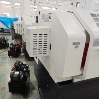 Tour numérique horizontal Fanuc haute précision et robuste CK6150 à banc plat pour métaux, faible consommation d'énergie, faible entretien