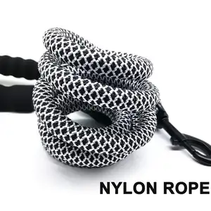 Nylon Braided Dog Leash Soft Padded Handle Pet Leash Climbing Rope Dog Lead Custom Color Dog Traction Rope