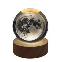 Boule de cristal poli 80mm 60mm Système solaire Veilleuse Galaxie gravée au laser 3D avec décoration de maison sur le thème de la mascotte en bois