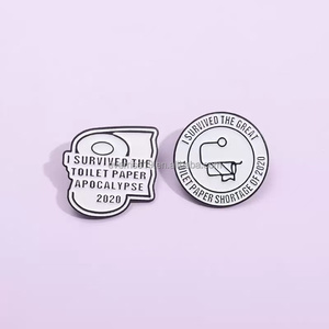 Pines de Solapa Metálicos Creativos de Artículos de Uso Diario, Cinta Métrica y <span class=keywords><strong>Papel</strong></span> Higiénico Personalizados, Pin de Esmalte Duro y Blando, Compra al por Mayor de Artesanías de Metal - Product Image 2
