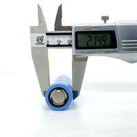 Batterie rechargeable Li ion cylindrique 18650 3.7V Batteries au lithium-ion Cellules de batterie au lithium 18650 3.7V 2500mAh