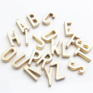 Van Hoge Kwaliteit! 3*19*24Mm Maat Metalen Dia Letter Kraal Voor Tas Portemonnee Hond Kraag Riem Riem Maken Benodigdheden - Product Image 1