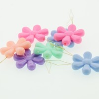 Coloré À La Main Coudre Outil Forme De Fleur En Plastique Aiguille Enfile