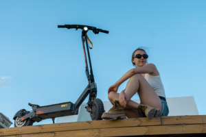 Nuevo y Popular en 2025: Scooter Eléctrico G2 Ultra - Plegable, Resistente al Agua, Batería de Litio, Control Electrónico Inteligente - Product Image 6