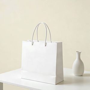 Bolsa de Cartón Blanca Reciclable Personalizada con Ojo de Grommet para Compras, Zapatos, Ropa y Regalos Empresariales - Product Image 6