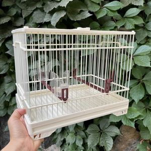 Jaula para Pájaros Pequeños de Diseño Original con Cerradura y Perchas, Plástico/ABS Resistente, Espaciado de Barras de 1.0 cm, Perfecta para Aguiluchos - Product Image 2