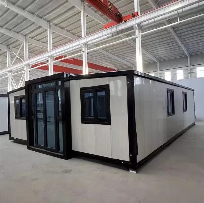 big expandible container house 40ft customized winter expandable container house white