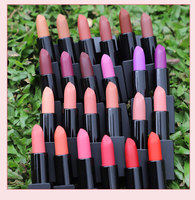Rouge à Lèvres Vegan Professionnel Vente en Gros 24 Couleurs Marque Privée Matte Imperméable Personnaliser Logo quantité minimale de commande Bas Maquillage des Lèvres Teinture pour les Lèvres