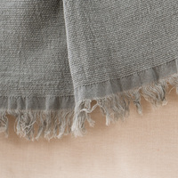 Plaids personnalisés en coton et viscose gris gaufré avec franges, anti-boulochage, pour la décoration de la chambre et du pied de lit – Vente en gros