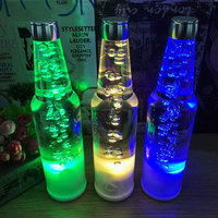 Lanternes LED modernes pour camping en plein air Lampes décoratives de table en cristal de pagode avec charge USB