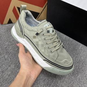 Chaussures <span class=keywords><strong>bateau</strong></span> décontractées plates de luxe vertes italiennes pour hommes baskets de style classique pour le travail personnalisables en gros - Product Image 2