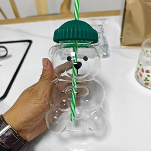 Gelas Beruang 20oz Kaca Borosilikat Tinggi untuk Hadiah Natal Anak Grosir, dengan Tutup Sedotan, Bebas BPA, Aman untuk Mesin Cuci Piring - Product Image 1