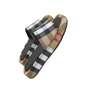 Pantuflas de Diseñador de Lujo a Cuadros para Hombre y Mujer, Sandalias de Playa para Caminar al Aire Libre, Zapatos Casuales Planos Juveniles de Moda 2025 - Product Image 4