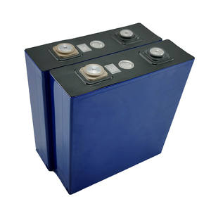 Batería de sistema solar de alta densidad 3,2 V 280Ah LiFePO4 Prismatic Cell EV RV para baterías de iones de litio prismáticas - Product Image 1