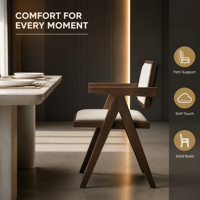 Fauteuil en bois de style moderne du milieu du siècle, structure en bois d'hévéa massif, pieds en forme de V, siège rembourré, restaurant, hôtel, café