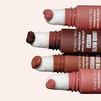 Vente en gros de rouge à lèvres liquide mat vegan à label privé, léger, doux, longue tenue, hydratant, effet mousse