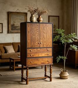 Credenza Vintage Marrone in Legno Massello con Gambe Tornite, 2 Ante e 3 Cassetti, Ampio Spazio di Archiviazione, Stile Retrò - Product Image 6