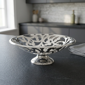 Bol sur pied en laiton plaqué argent, fait main et personnalisé - Sans plomb et durable - Product Image 3