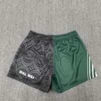 Shorts de rugby personnalisés en gros pour hommes, avec logo, sublimation, moitié verte, moitié imprimé tribal, shorts de sport athlétiques