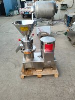Hoge capaciteit 600kg/uur gember-knoflook-chili-aardappel-tomaat-uienpasta maakmachine 0.75kw motor SUS304 roestvrij staal