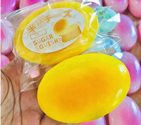 Jouets anti-stress tendance en forme de mini-fromage à quatre couleurs, à remontée lente, en PU, mignons, pour filles, vente en gros